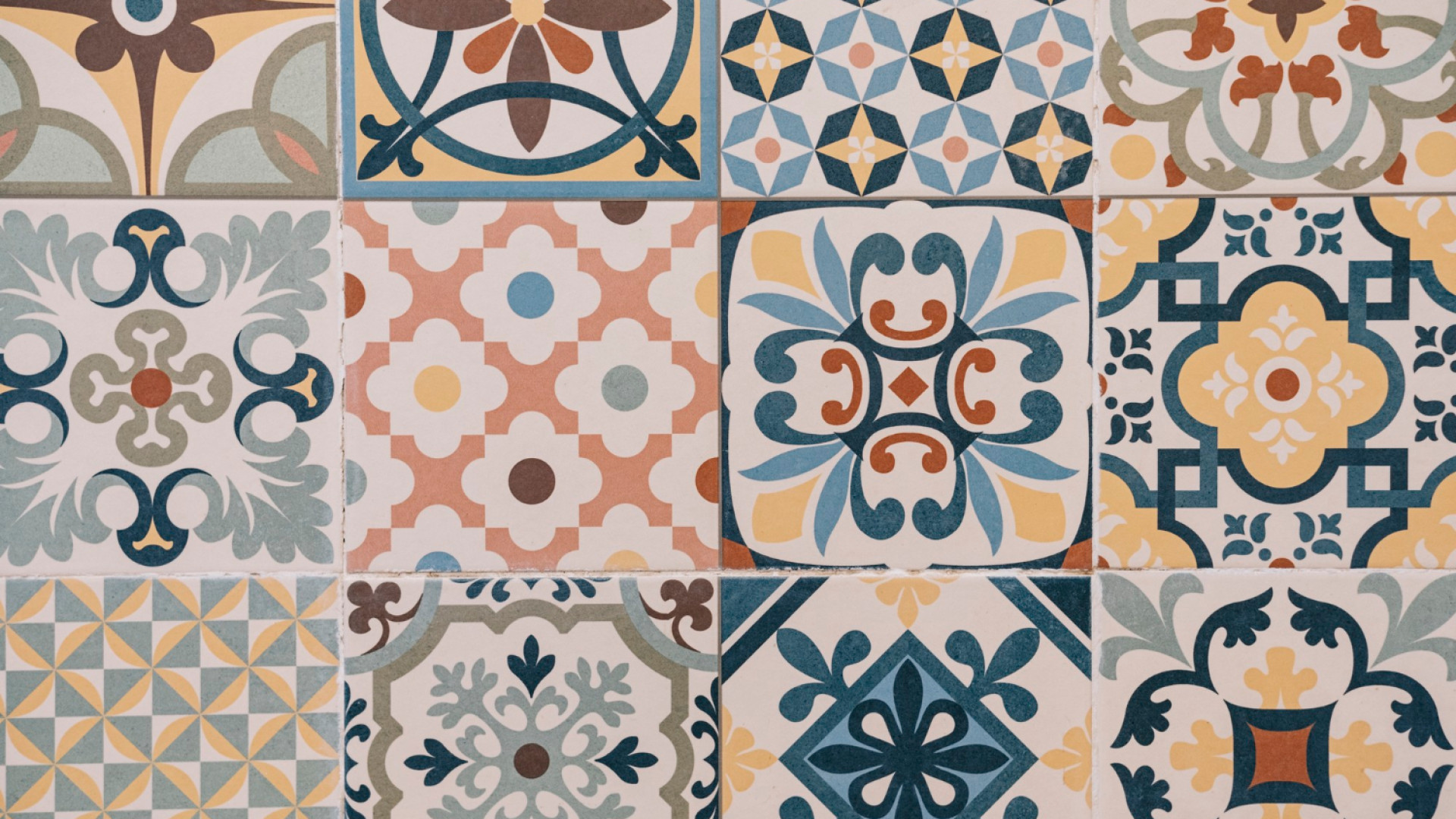 Intégrer les carreaux de ciment dans la décoration intérieure : un style intemporel